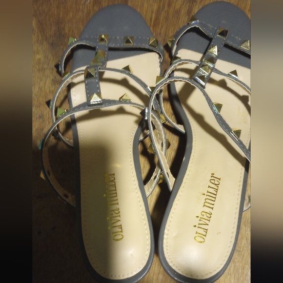 NWOT Olivia Miller heels size 8 - Picture 3 of 4